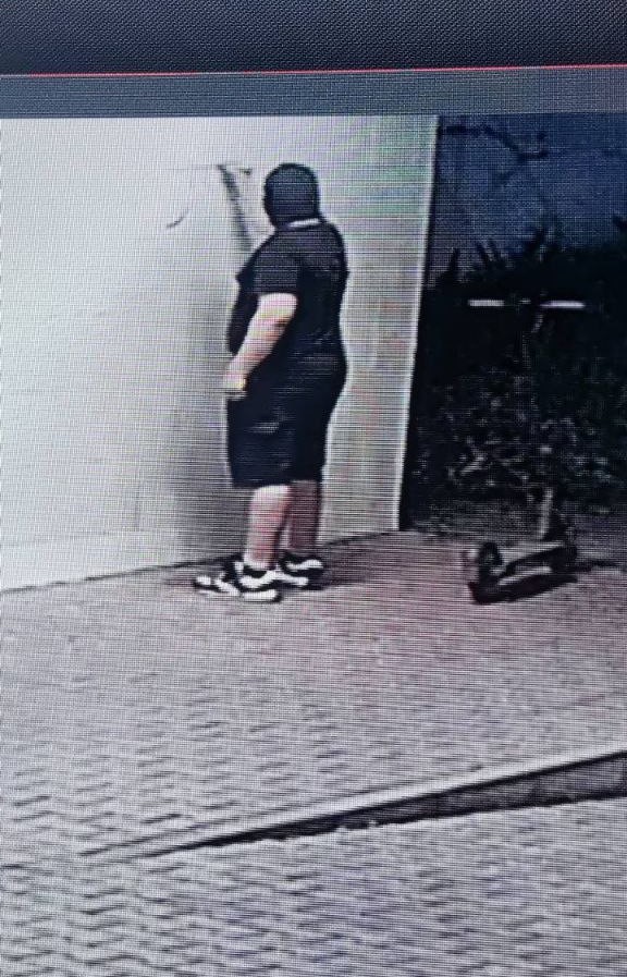 Среднощен вандализъм в подлеза до Кръговото е регистриран от общинското видеонаблюдение